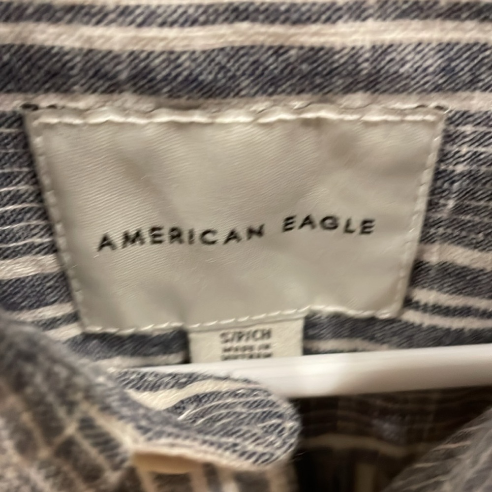 3x American Eagle Button-Up Poolside Shirts Size Small - Picture 4 of 10